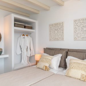 House (37)